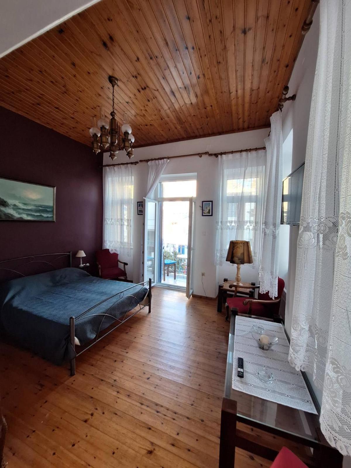 Gyzi 'S House Apartment Tinos Exterior photo