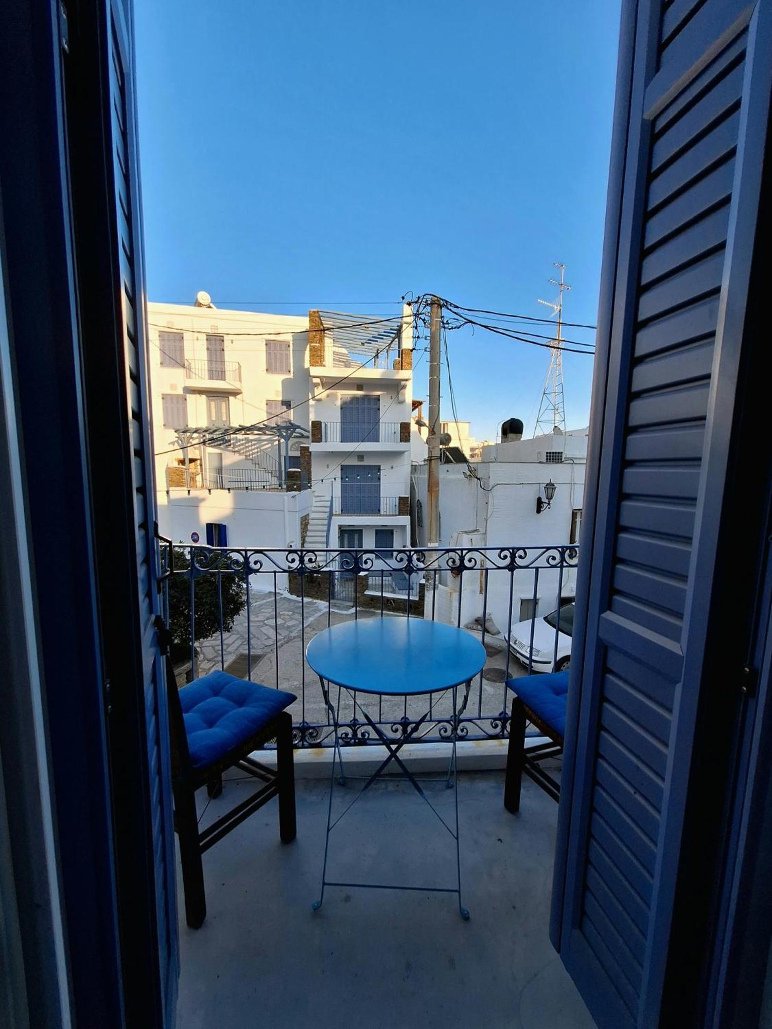 Gyzi 'S House Apartment Tinos Exterior photo